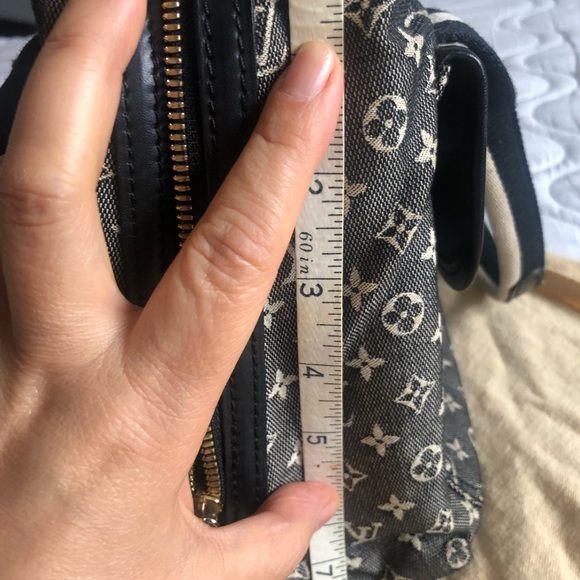 Authentic Louis Vuitton monograms mini - Picture 2 of 16